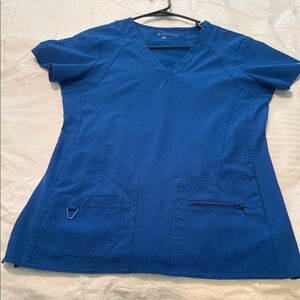 MedCouture Royal Blue Women's V-Neck Scrub Top, size Small